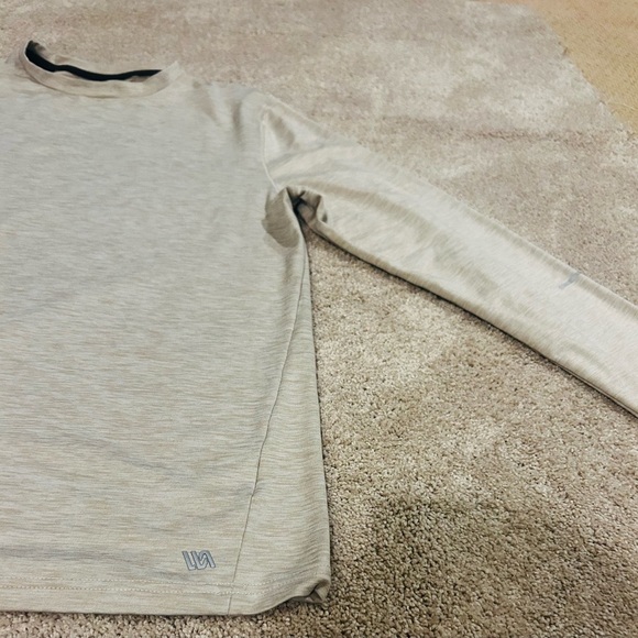 VRST Men’s Light Gray Long Sleeve Shirt Zip Pocket Sz. M - Picture 6 of 10